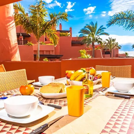 Oleholidays Torre Bermeja Frente Al Mar Y Jacuzzi Appartement