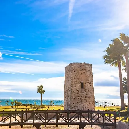 Oleholidays Torre Bermeja Frente Al Mar Y Jacuzzi Appartement Estepona